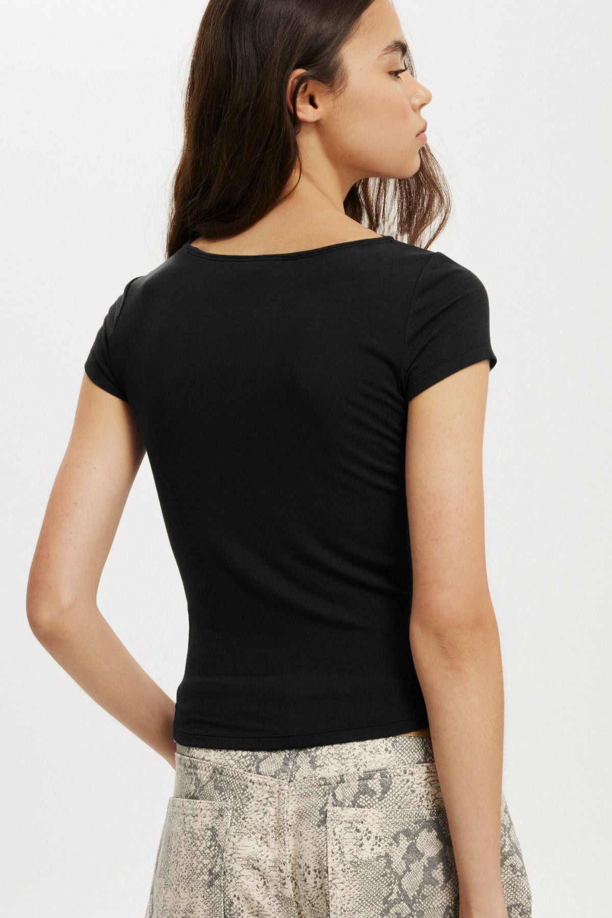Kayık Yaka Basic Ultra Soft %100 Pamuk Kısa Kol Body