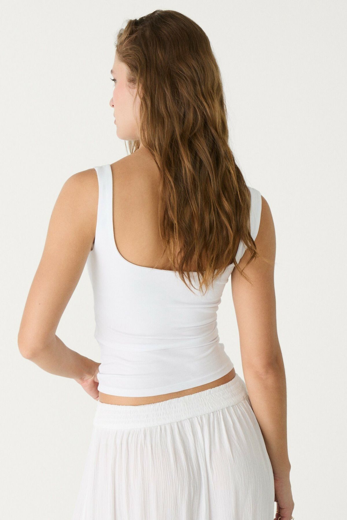 Kadın %95 Pamuk Kare Yaka Askılı Body