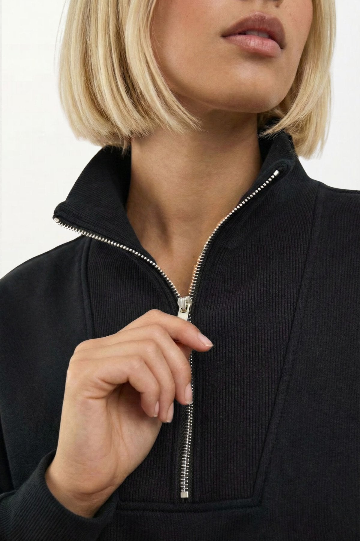 Kahve Fermuarlı Dik Yaka Yumuşak Dokulu Sweatshirt