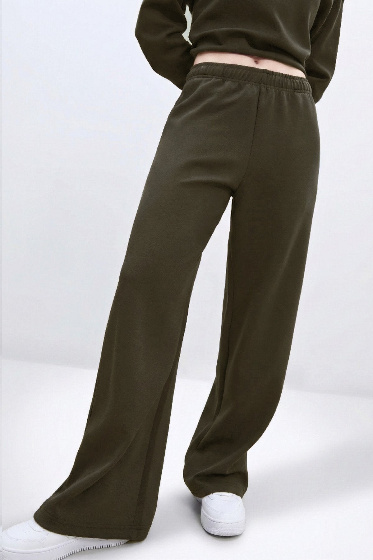 Kahve Geniş Paça Jogger Pantolon