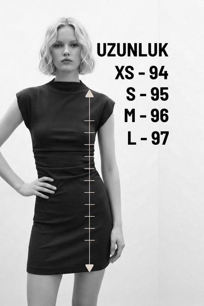 Vücüda Oturan Büzgülü Pamuk Elbise